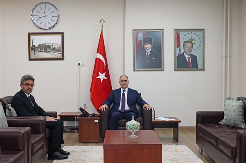 Konya Dini İhtisas Merkezi Müdürü Salih Doğan’dan, Vali Vahdettin Özkan’a Ziyaret