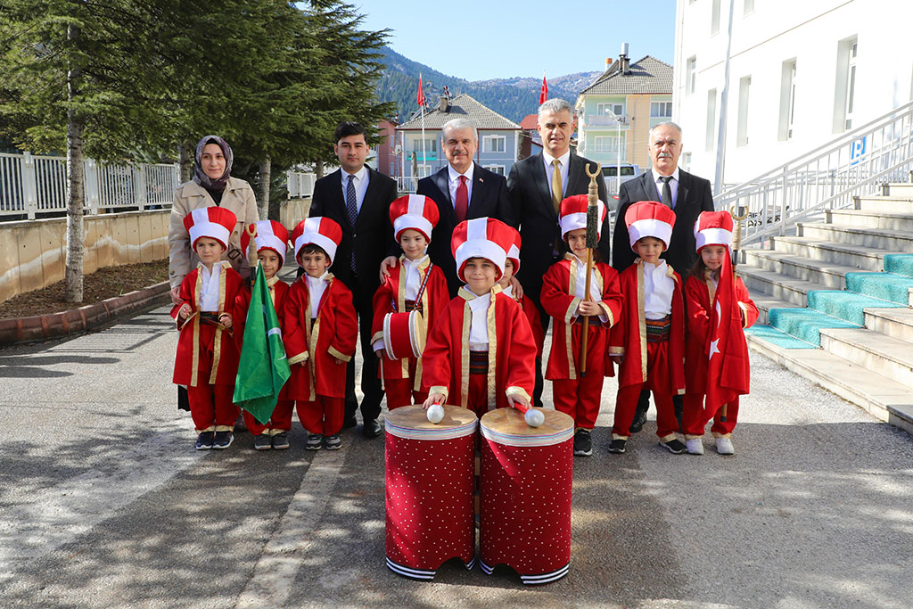 Valimiz İbrahim Akın, Derebucak İlçemizi Ziyaret Etti