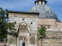 Karatay Çini Eserler Müzesi