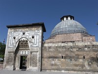 Karatay Çini Eserler Müzesi