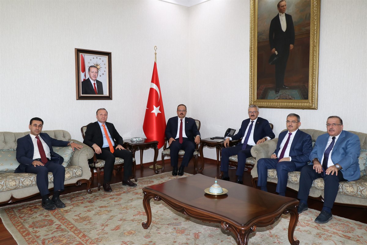 akdeniz universitesi rektoru sayin valimizi ziyaret etti